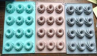 MOLDE SILICONA PARA 12 MASITAS FORMA ROSQUITAS