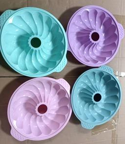 MOLDE SILICONA FLAN/BUDIN CON ASAS 4 COLORES